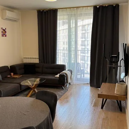 Gray - Waterfront Apartment Belgrade
